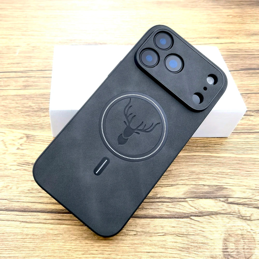 iPhone 17 Pro Max Faux Leather Magnetic Slim Case - Shock Absorbing Black Tidesmit