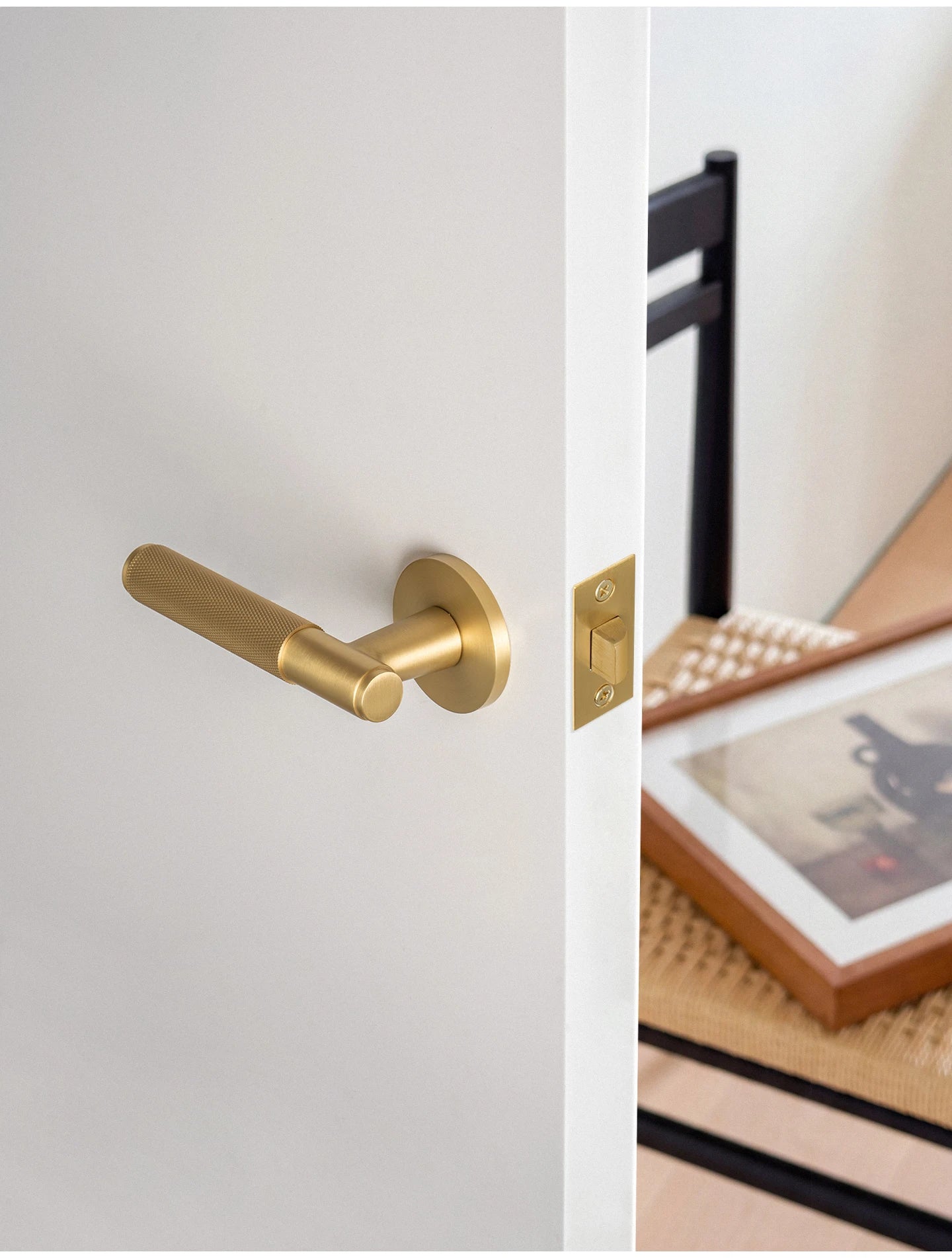 DOOROOM Brass Door Lock Set Modern Knurled Matte Brushed Copper Interior Door Lock Decorative Lock Privacy Lock Passage Lock