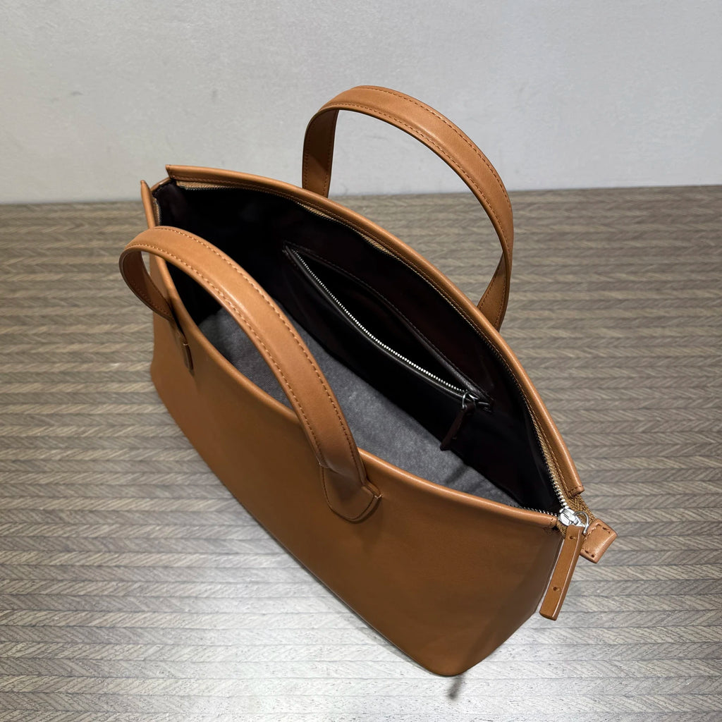 Vintage Genuine Leather Handbag Women Sheepskin Lining Soft Retro Top Grain Cowhide  Water Absorbing Large Capacity Commuter