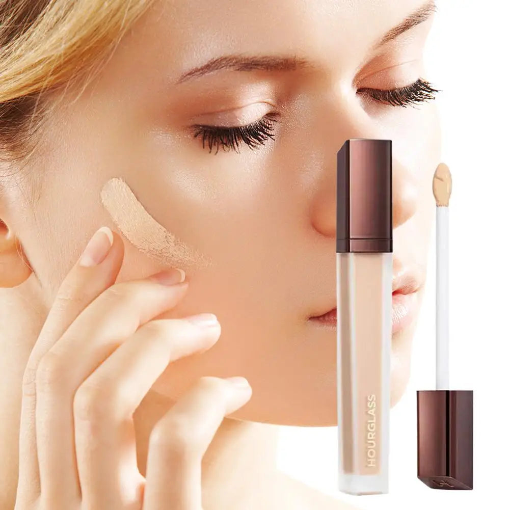 Tidesmit high cover pore invisible concealer texture close-up for flawless acne mark and dark circle coverage