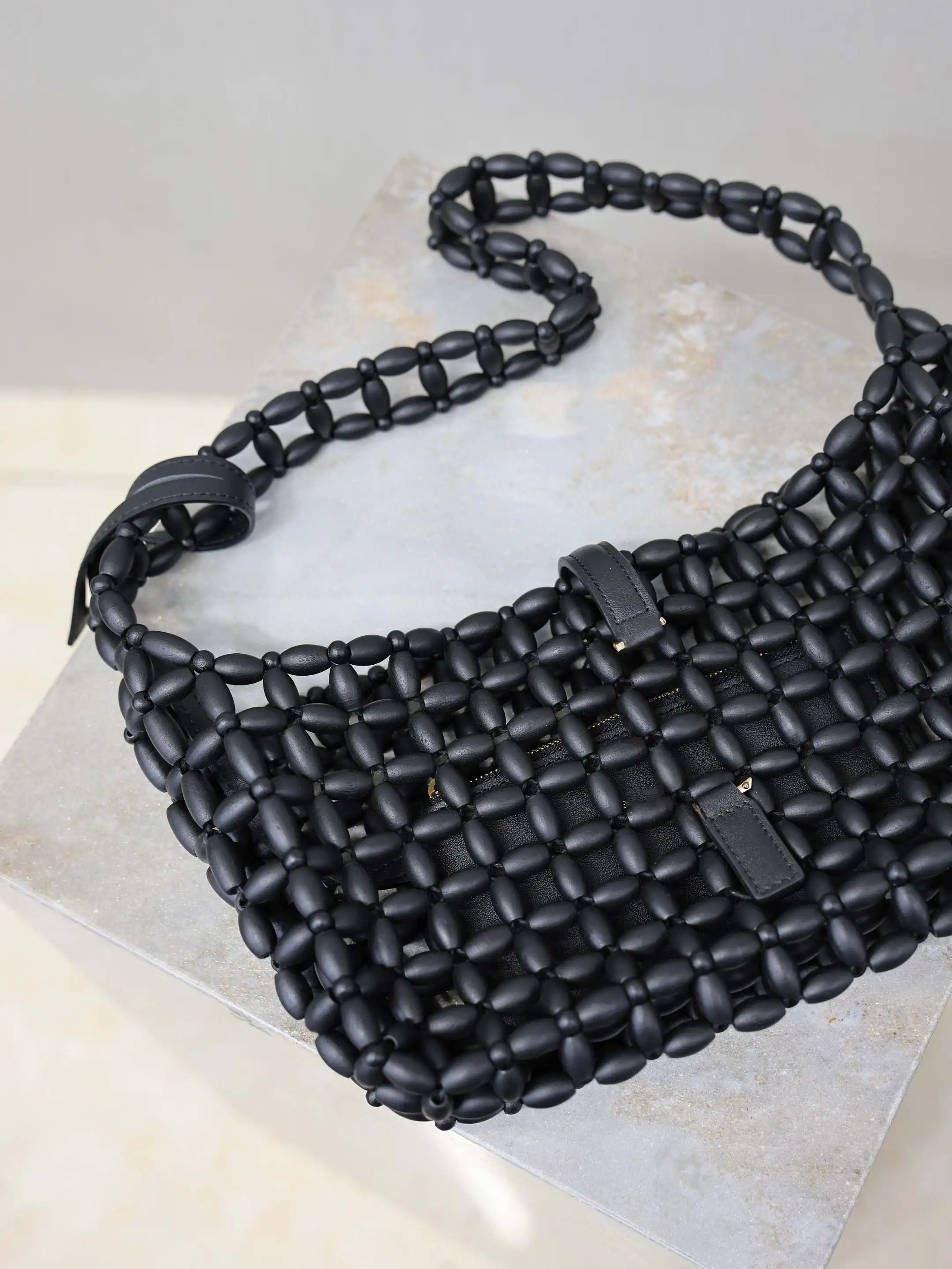 Summer New Women's Wooden Bead Hand Woven Bag Armpit Design Casual Versatile Beach Handbag for Stylish Beach Accessories