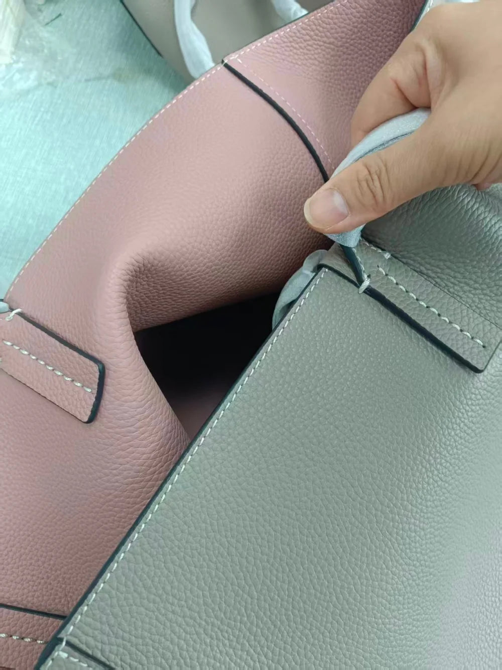 Women Luxury Genuine Leather Tote Soft Cowhide Handbag Two Sides Available Using Shoulder Bags Versatile And Durable