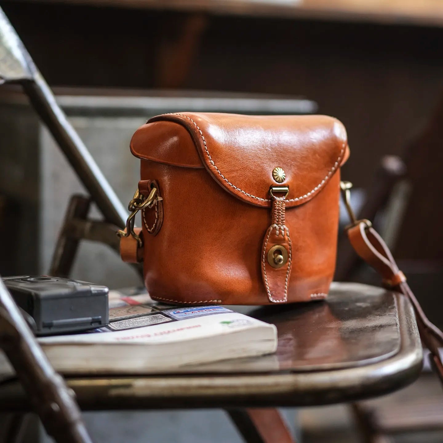 casual high quality genuine leather men's small crossbody bag fashion designer handmade first layer cowhide shoulder bag