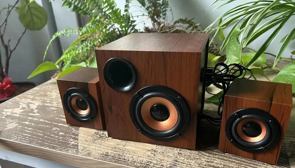 Portable Bluetooth Speaker - Wooden Desktop Audio with Deep Bass Tidesmit