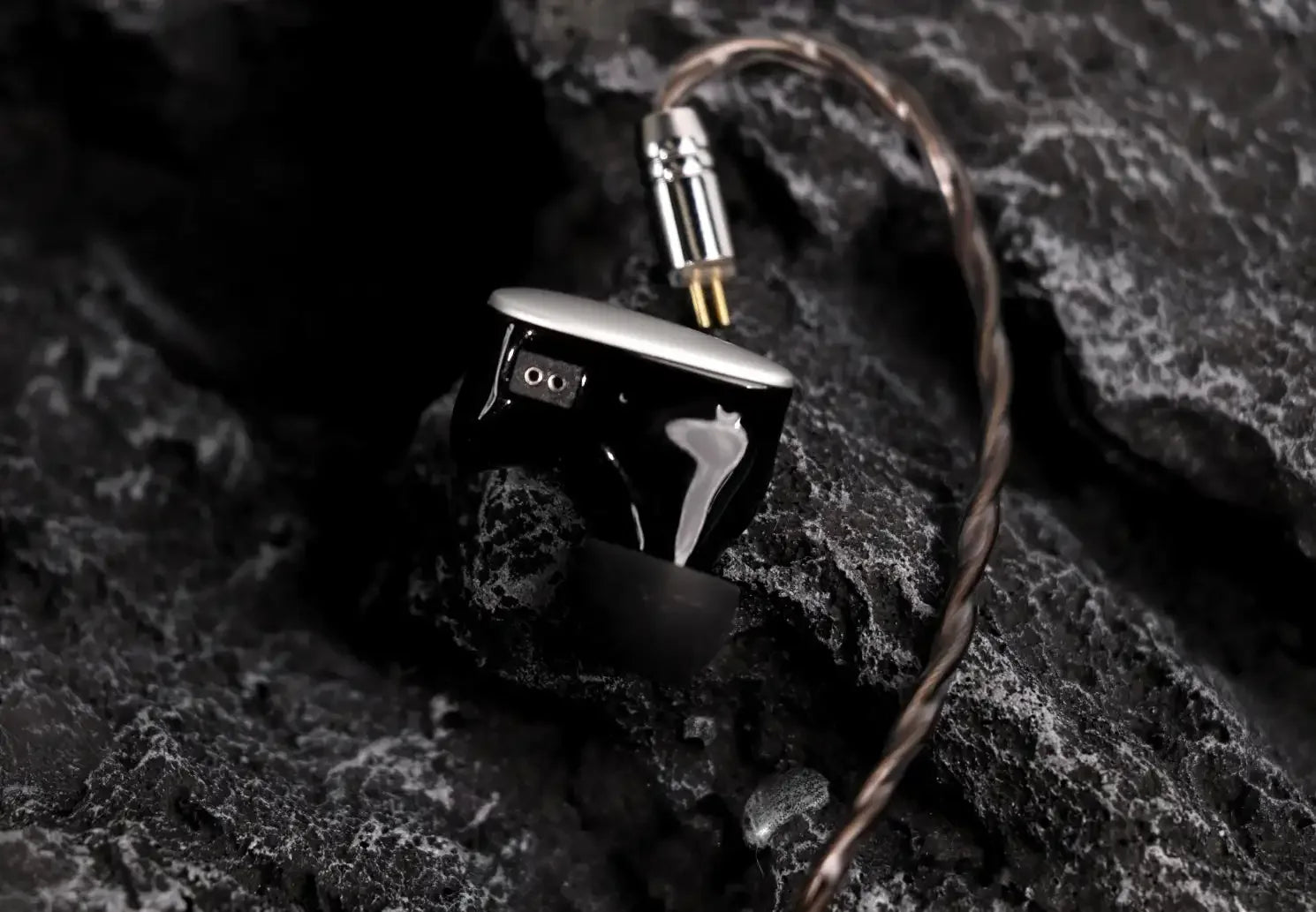 Kiwi Ears Quintet Quad Driver Hybrid IEM by Tidesmit Tidesmit