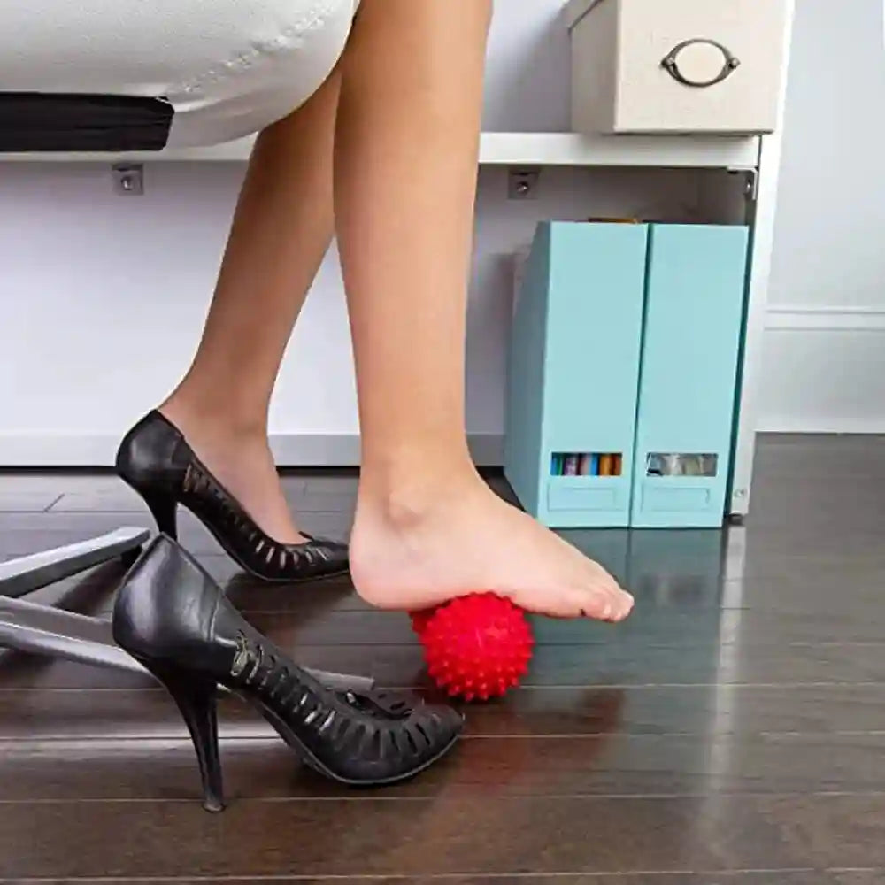 Peanut Massage Roller for Deep Tissue Muscle Relief - Spiky Yoga Ball Massage Roller Tidesmit
