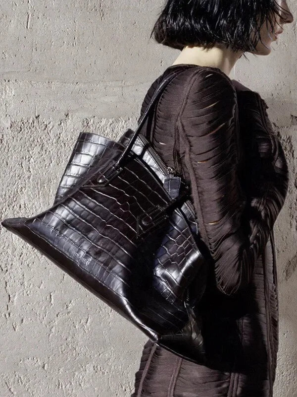 Original Designer Brand Cowhide Single-shoulder Hand-carry Commuter Large-capacity Underarm Tote Bags for Women