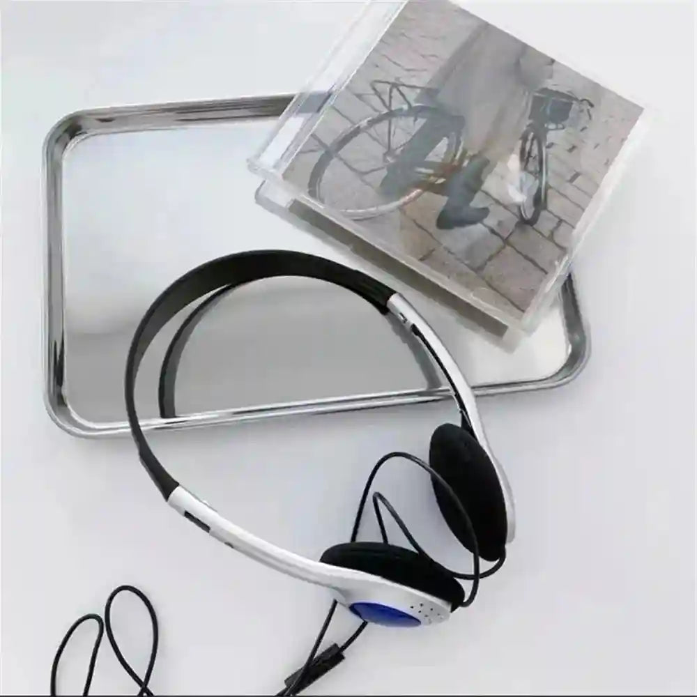 Y2K Retro Wired Headphones - Over-Ear Aesthetic Studio Monitor Gear Tidesmit