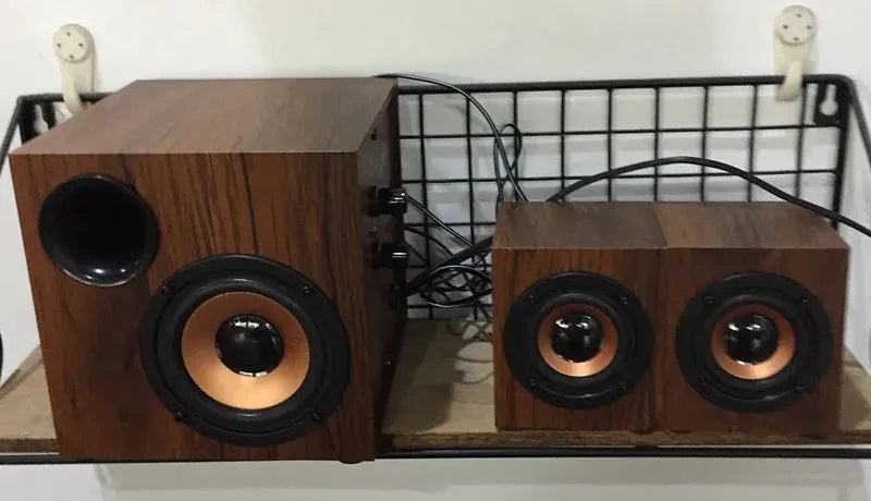 Portable Bluetooth Speaker - Wooden Desktop Audio with Deep Bass Tidesmit