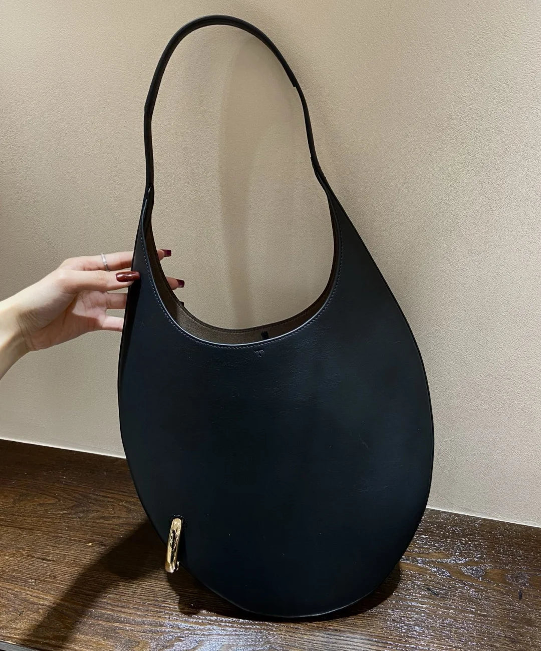2025 summer new large crescent pipa bag imported top layer cowhide armpit bag single shoulder crossbody bag