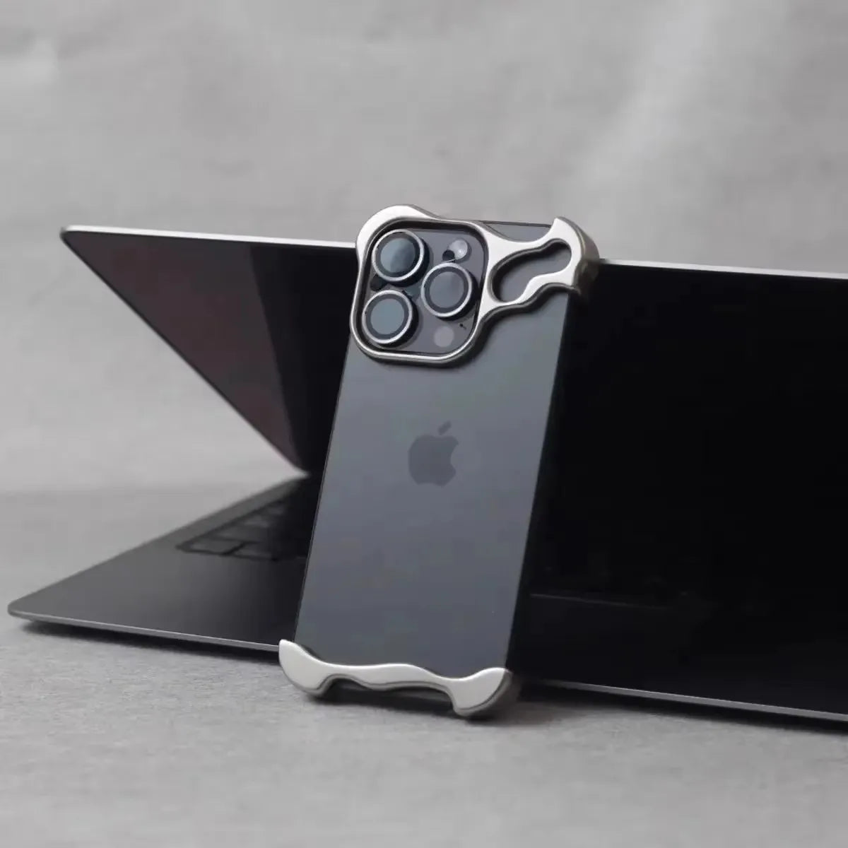 iPhone 16 Pro Metal Bumper Case | Aluminum Alloy Shock-Absorbing Cover Grey Tidesmit