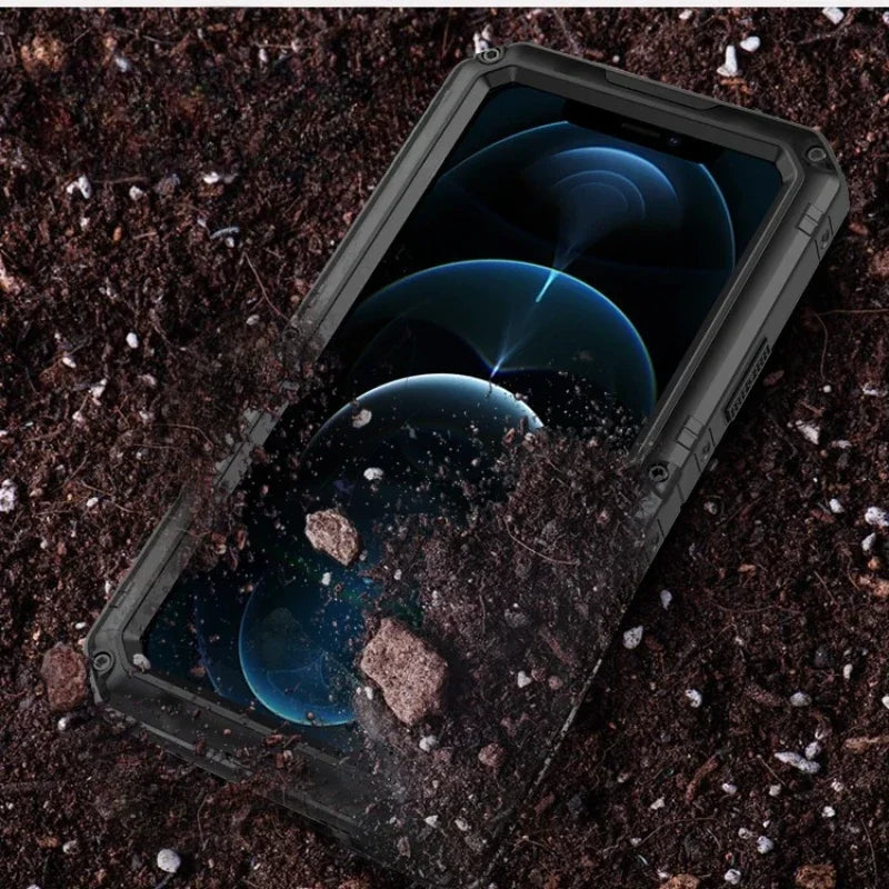 iPhone Shock-Absorbing Metal Case with Integrated Screen Guard Tidesmit