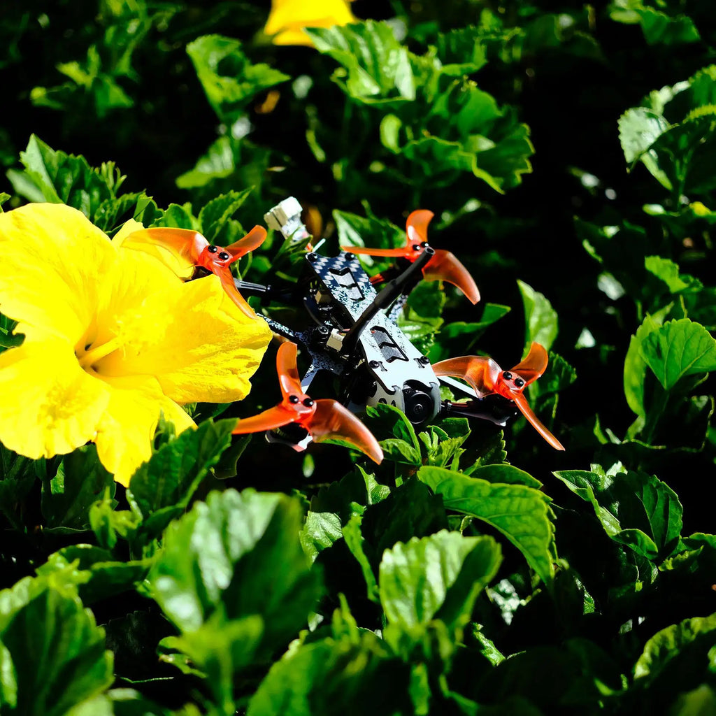 EMAX Tinyhawk Freestyle 2.5 Inch FPV Drone - Durable Brushless BNF Tidesmit