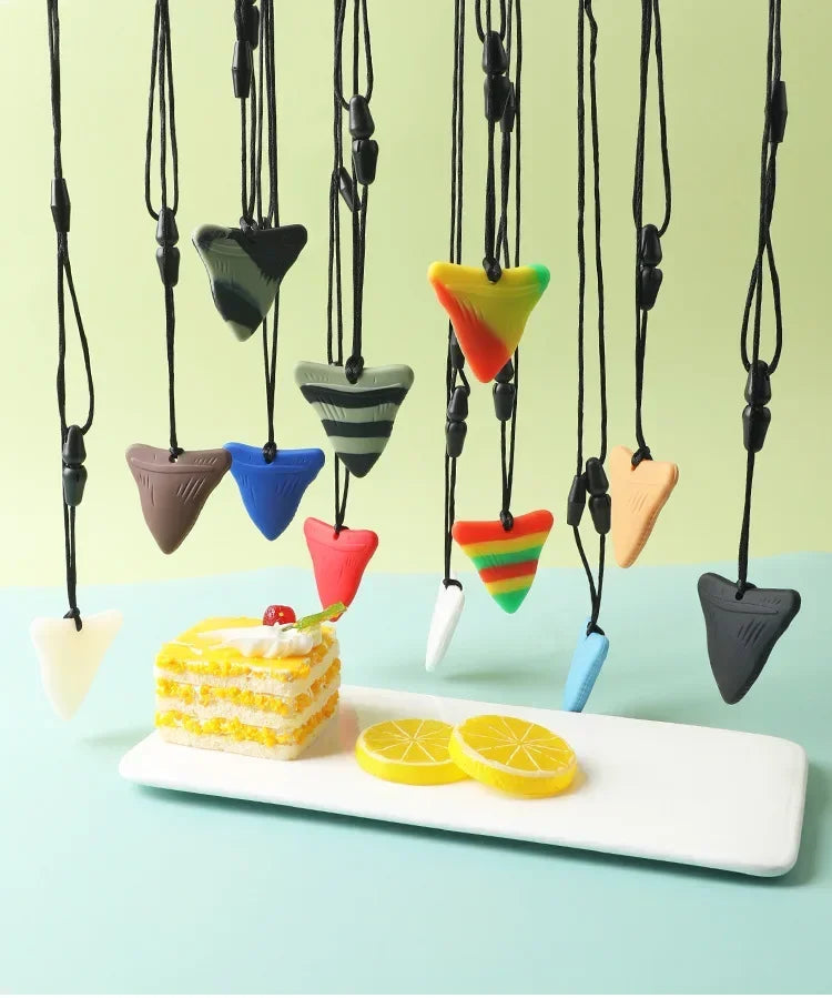 Kids Sensory Chew Necklace Brick Chewy Kids Silicone Triangle Fangs Toys Silicone Teeth for Children with Autism