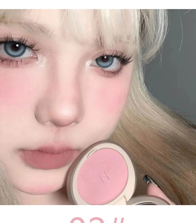 Tidesmit HERORANGEHR526 monochromatic blush swatch showing long-lasting waterproof face makeup texture