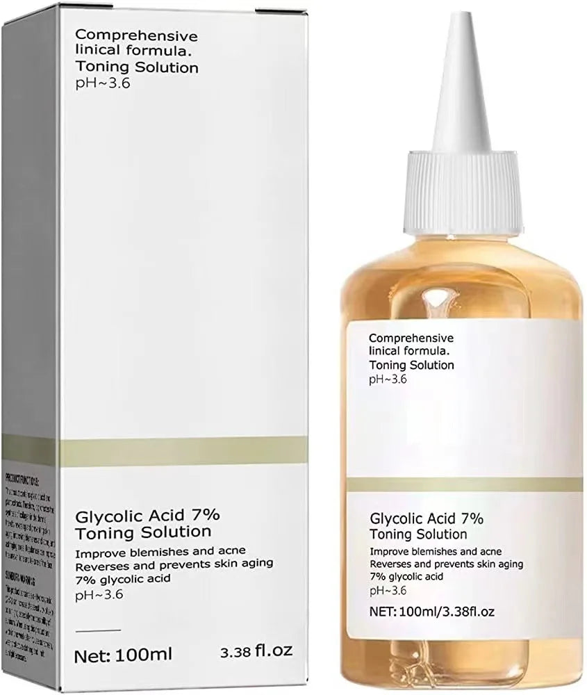 Tidesmit 7% Glycolic Acid toning solution texture close-up for acne treatment and skin rejuvenation