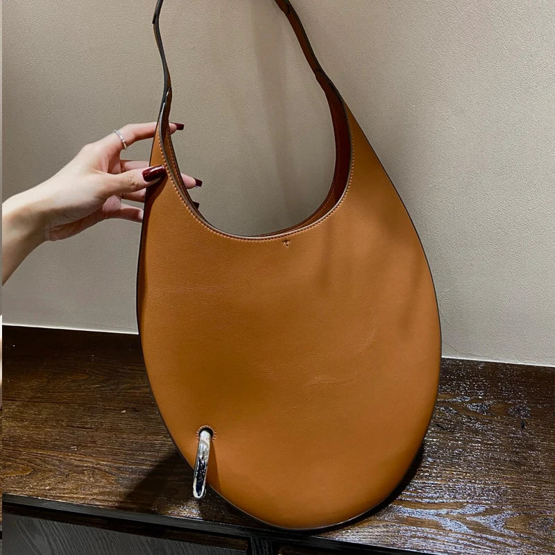 2025 summer new large crescent pipa bag imported top layer cowhide armpit bag single shoulder crossbody bag