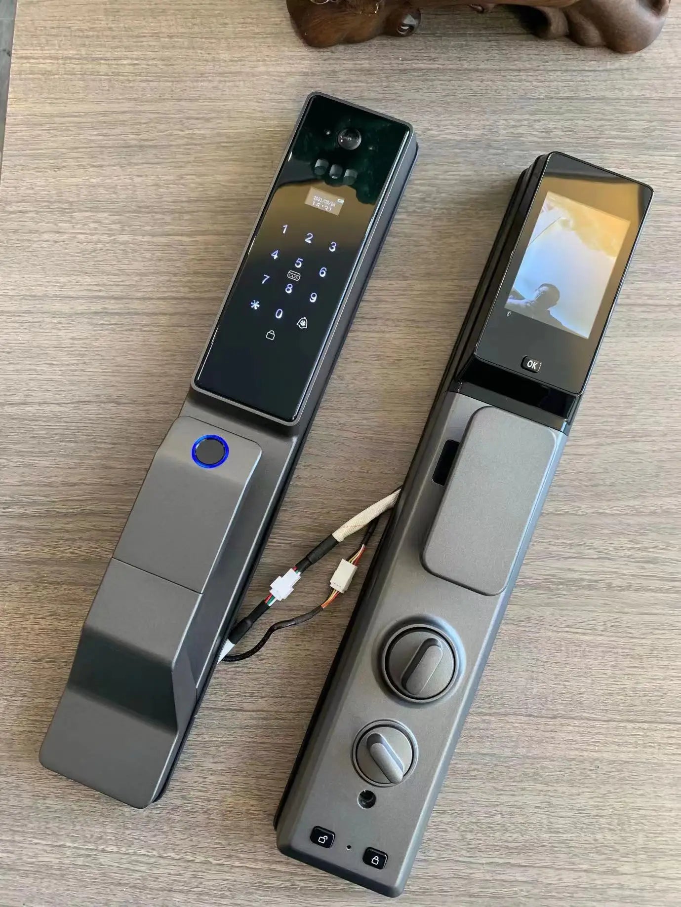 Outdoor Waterproof Lock Wifi Tuya APP Remote Voice Intercom Electronic Door Lock Face Fingerprint Smart Door Lock With Camera