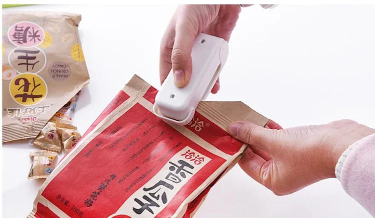 Vacuum Sealing Machine, Small Household Hand-pressed Sealer, Mini Portable Snack Plastic Bag Heat Sealing Machine, A Magic Tool