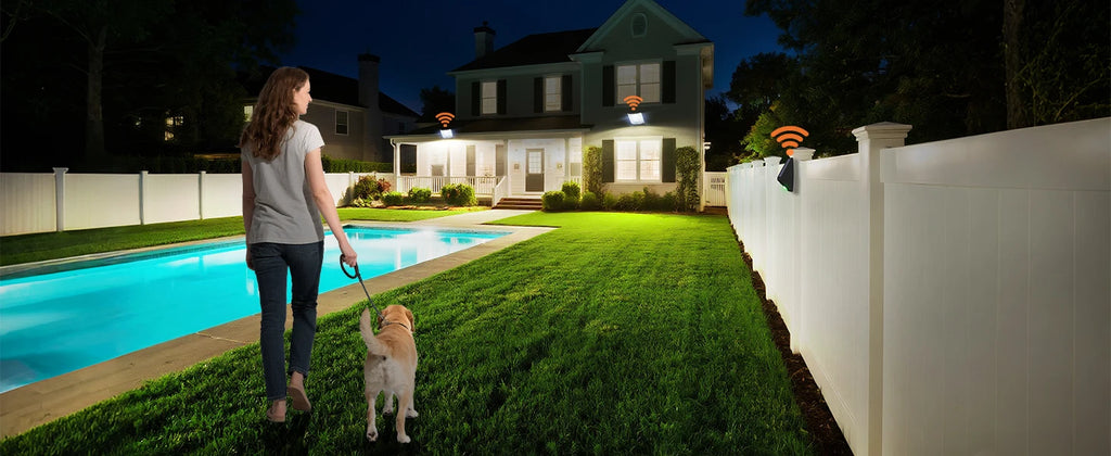 Intelamp 20000mAh Solar Flood Lights Outdoor Super Larger Solar Panel 4000LM Linkable Dual Motion Sensors For Garden Yard Garage